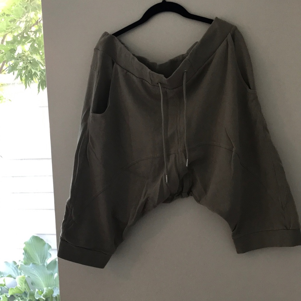 H&M Drop crotch Rick Owens style men’s XL shorts